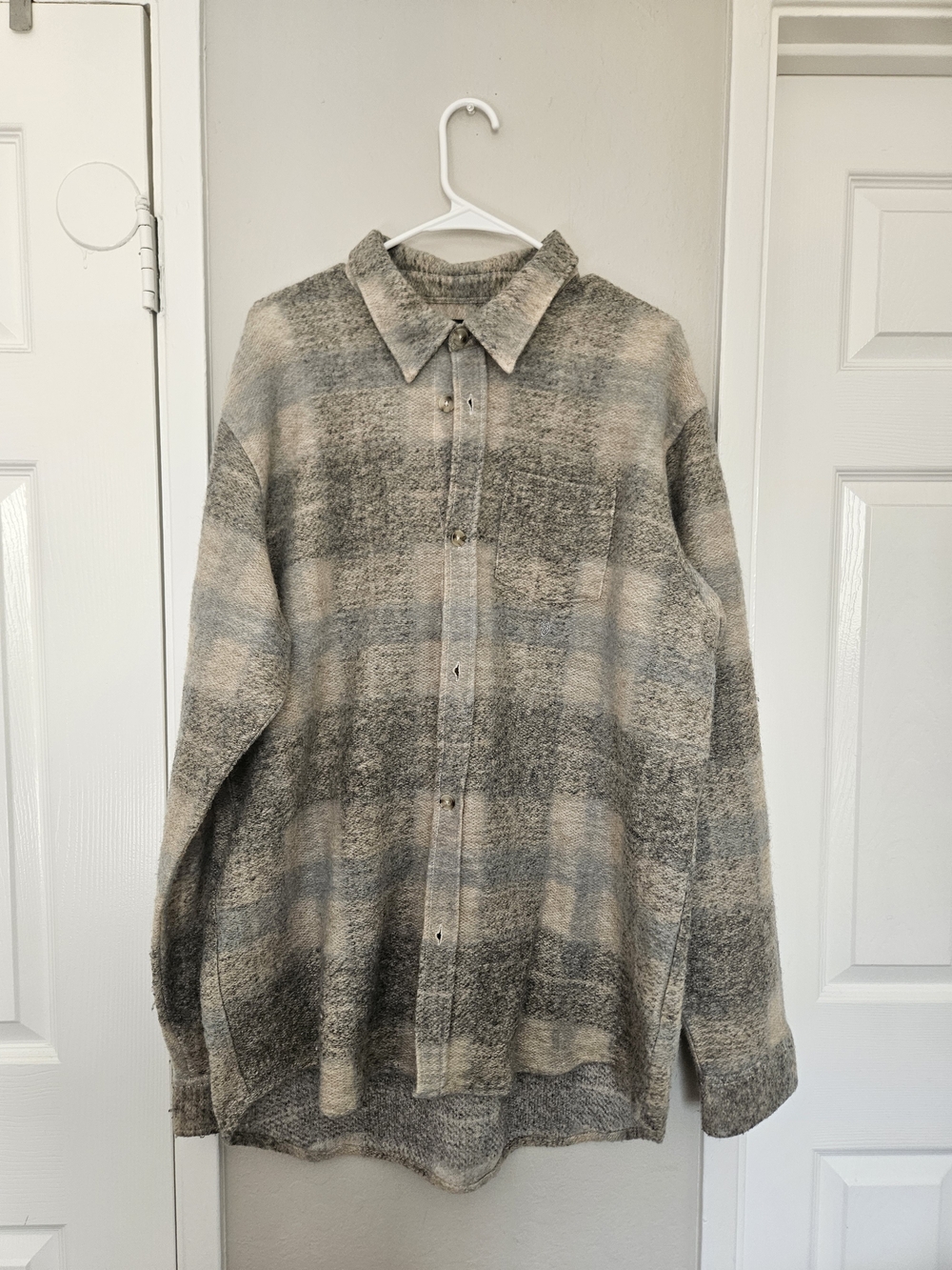 Stussy Gray and Cream Plaid Button-Down Shirt 2XL